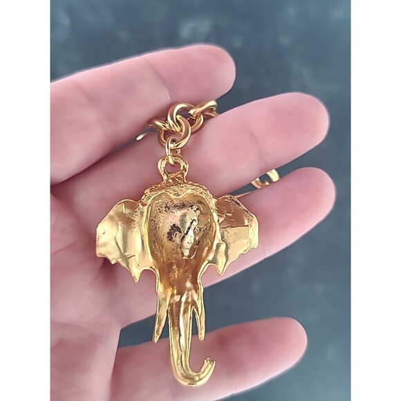 Gold Tone Elephant Head Shaped Safety Pin Brooch Vintage Costume Jewelry - Picture 4 of 10